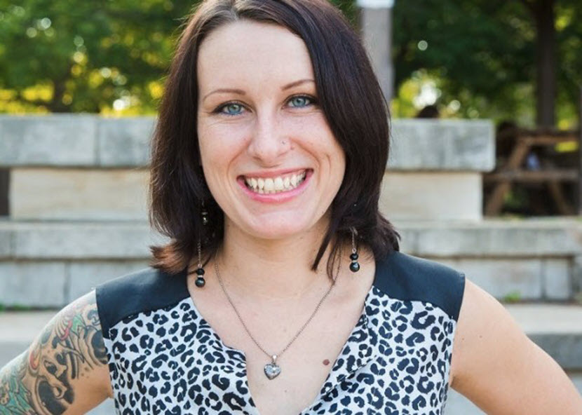 Amy Kalber, Volunteers of America client 830 x 592